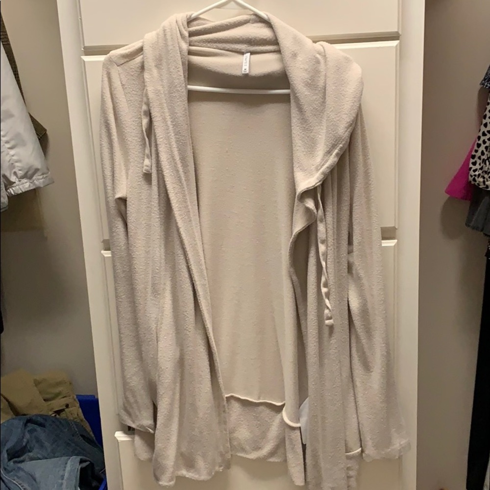 Z supply hooded cardigan with pockets- so soft!!